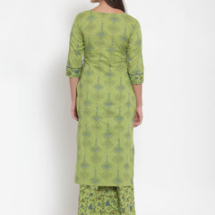 Indibelle Women Mahandi Green Cotton Floral Print Straight Kurta