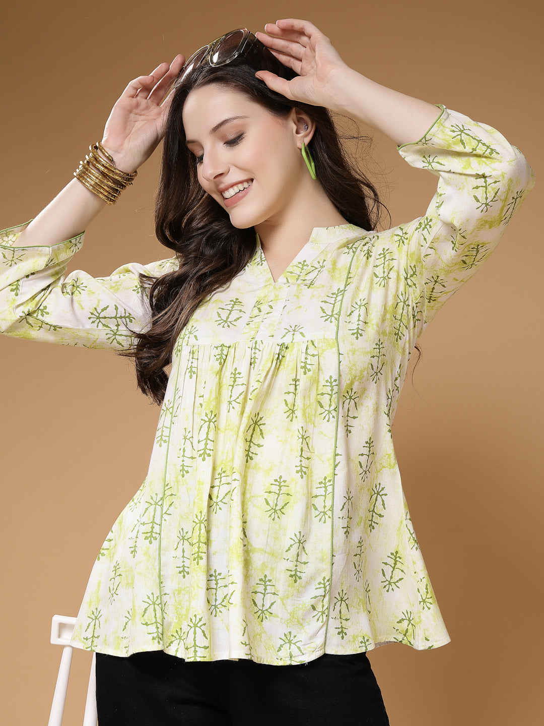 Indibelle Rayon Green Abstract Print A-Line Top