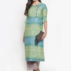 Indibelle Women Green Gold Rayon Foil Print Straight Kurta