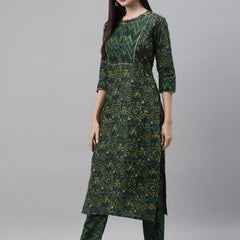 Indibelle Cotton Flat Collar Floral Print Straight Kurta (Green)