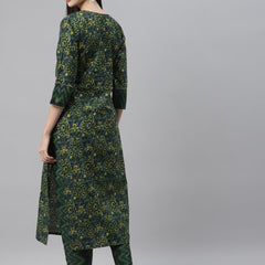 Indibelle Cotton Flat Collar Floral Print Straight Kurta (Green)